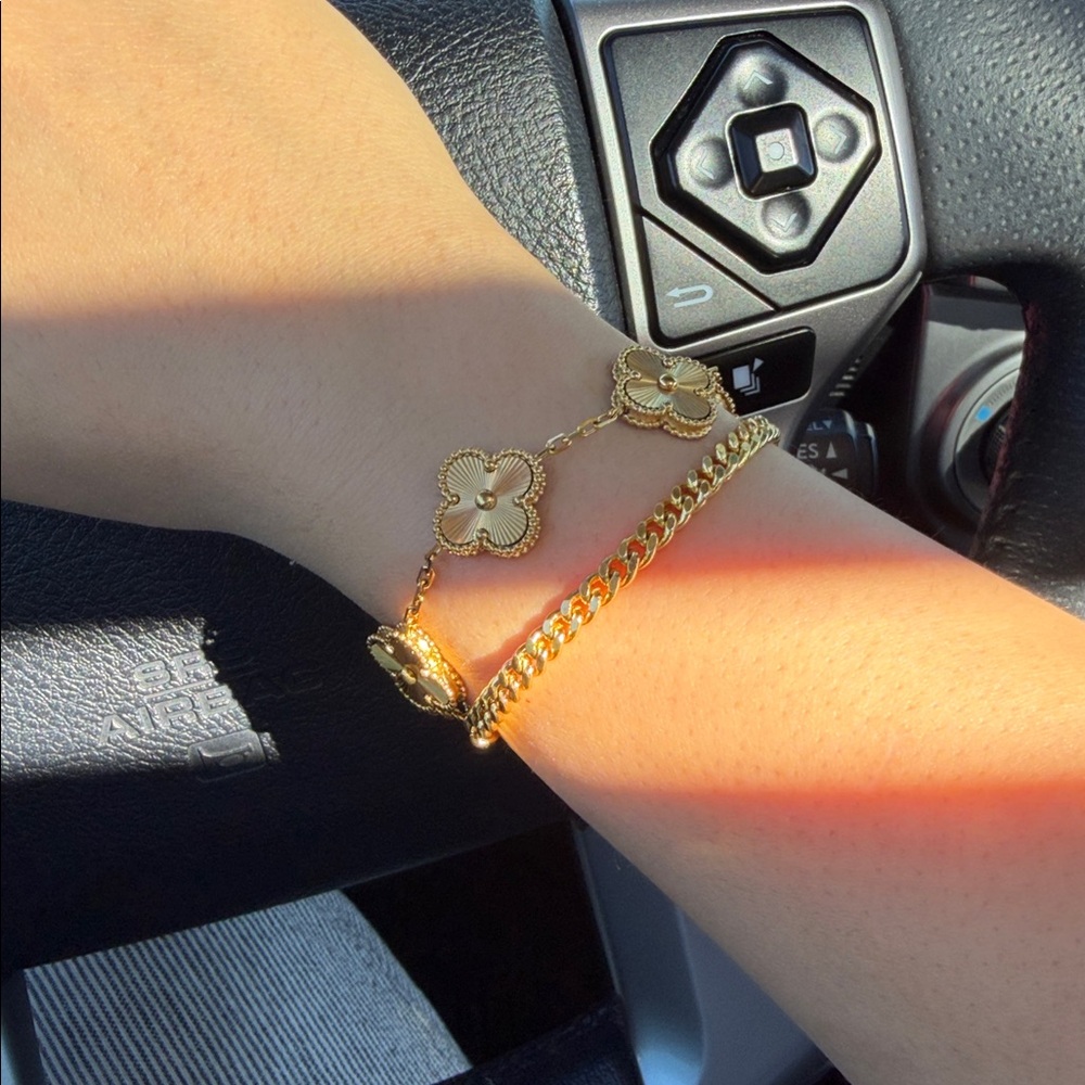 Vancleef 4 clover bracelet - Picture 9 of 11